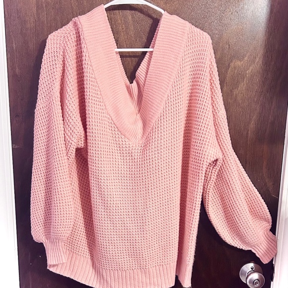Gently worn boutique style clothes. - Picture 1 of 7